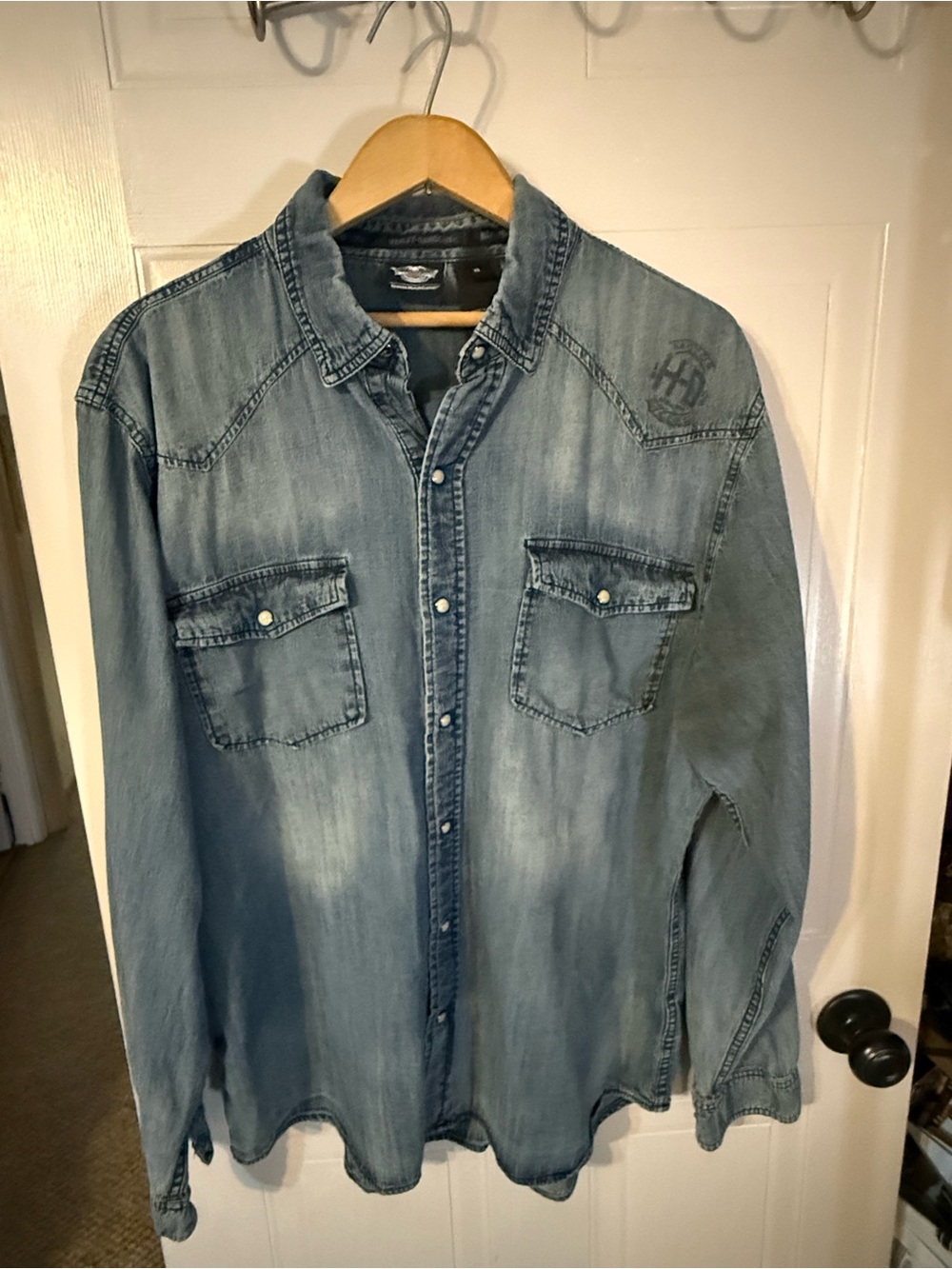 Vintage Harley-Davidson Faded Design Blue Denim Button-Down Shirt - W XL